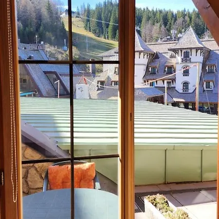 アパート 121 ヤホリナ